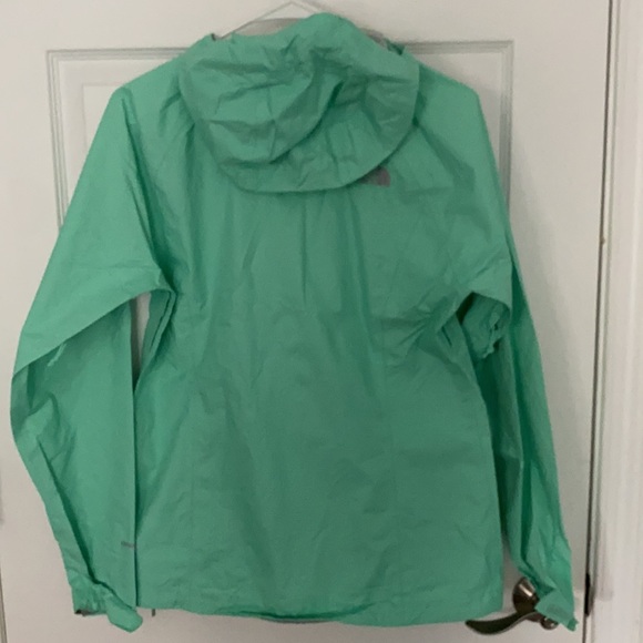 The Northface raincoat - Picture 2 of 4